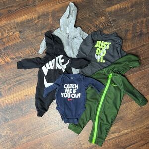 Bundle of baby Nike bodysuits size 3 months